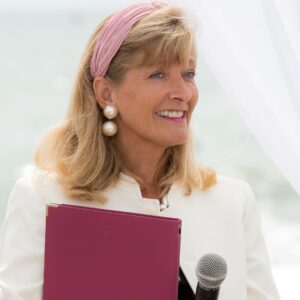 Read more about the article Celebrant / Wedding Officiant