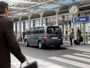 Read more about the article Nerja Airport Transfers By Solhop